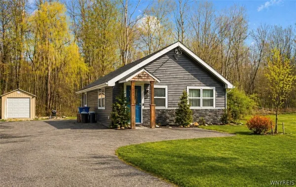 $180,000 | 6855 Revere Drive, Evans, NY 14047