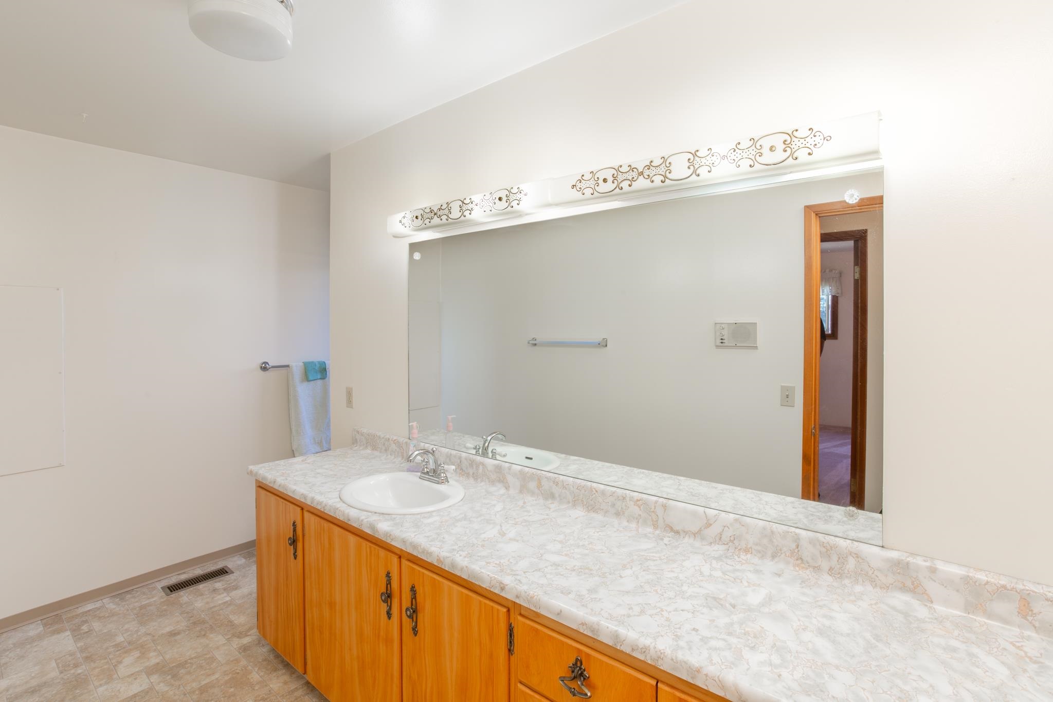 2605 West Denison Road Deer Park, WA 99006 - Photo 14 of 44 Gallery Image 14