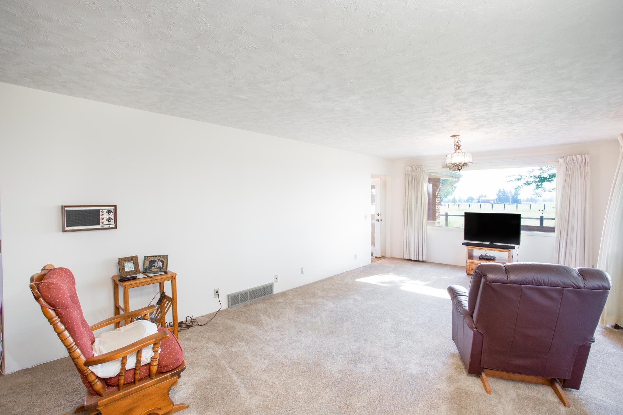 2605 West Denison Road Deer Park, WA 99006 - Photo 3 of 44 Gallery Image 3