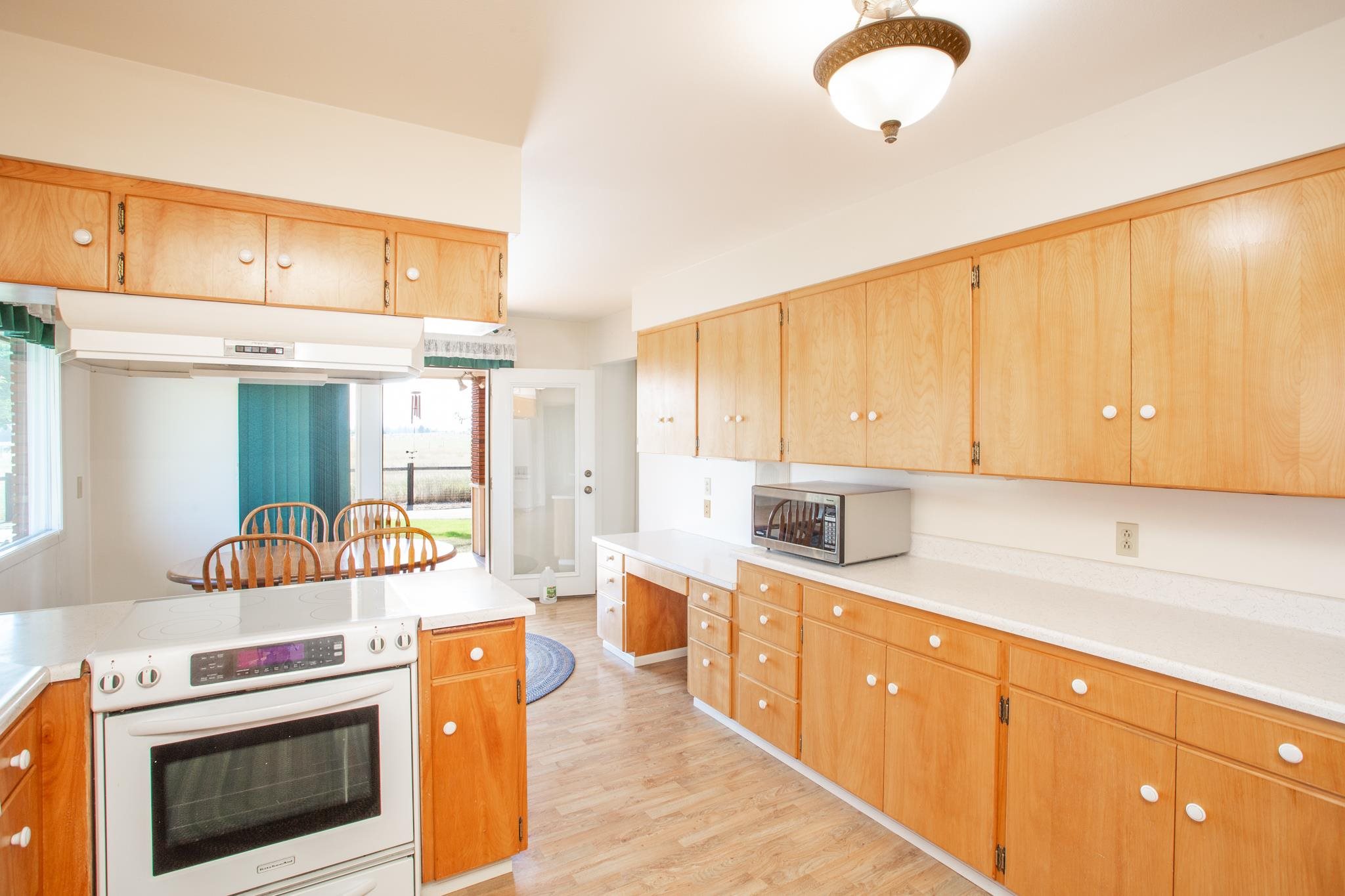 2605 West Denison Road Deer Park, WA 99006 - Photo 8 of 44 Gallery Image 8