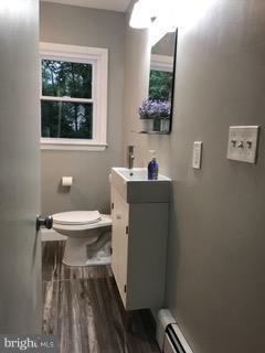 2507 Philadelphia Road Edgewood, MD 21040 - Photo 13 of 20 First floor bath, with ceramic tile