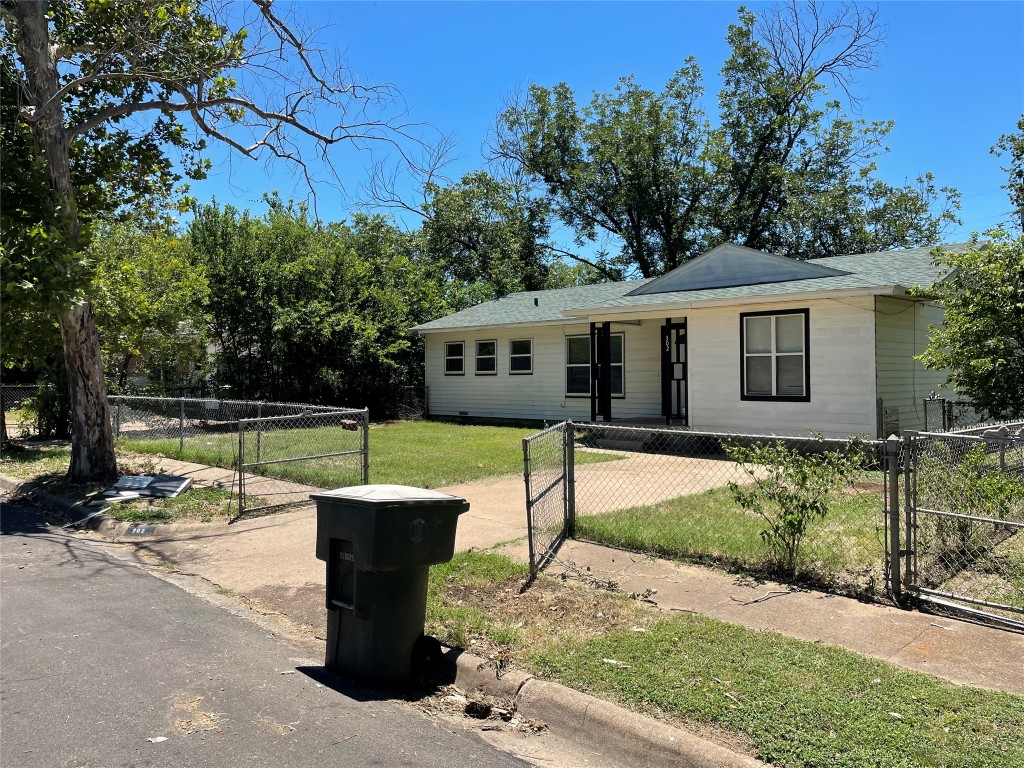 3104 Ricks Road Killeen, TX 76549 - Photo 2 of 15 a view of a house with backyard and sitting area