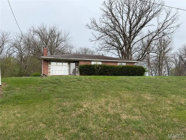 $90,000 | 3800 Centreville Avenue, Belleville, IL 62226