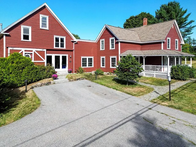 $475,000 | 444 West Auburn Road, Auburn, ME 04210