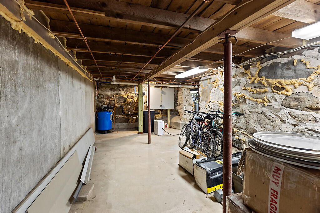 444 West Auburn Road Auburn, ME 04210 - Photo 26 of 34 51_BP5A0144_DxO_mls