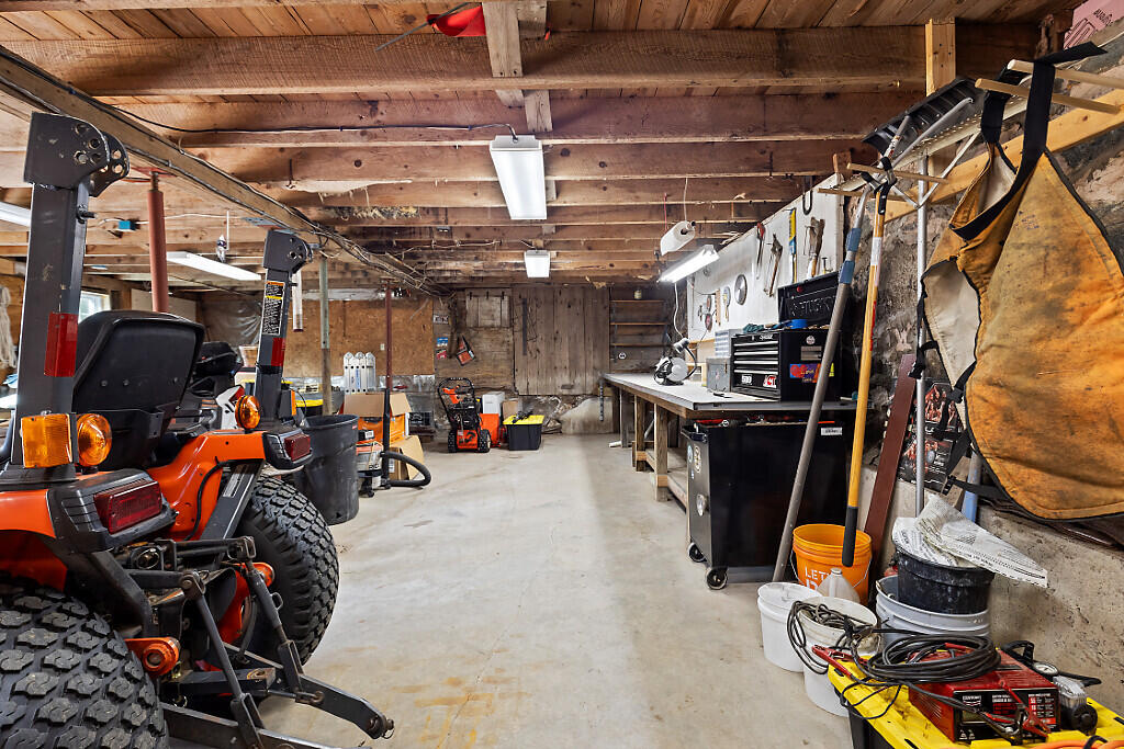 444 West Auburn Road Auburn, ME 04210 - Photo 28 of 34 53_BP5A0150_DxO_mls