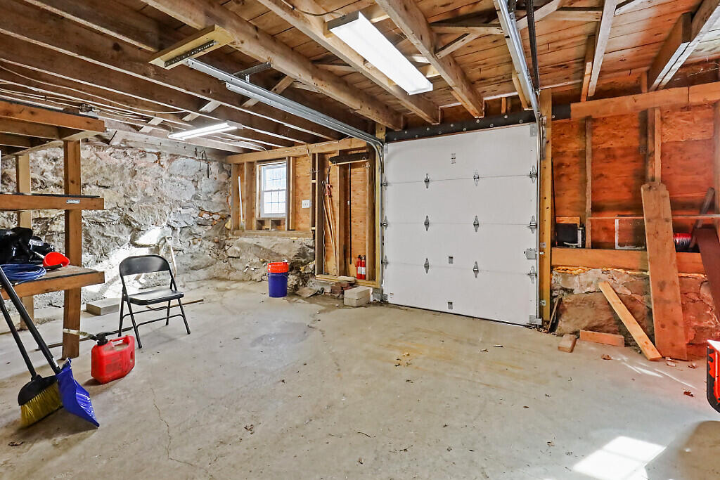 444 West Auburn Road Auburn, ME 04210 - Photo 30 of 64 138_BP5A0579_DxO_mls