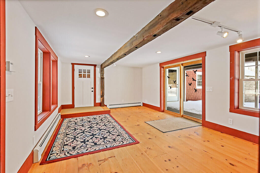 444 West Auburn Road Auburn, ME 04210 - Photo 3 of 64 111_BP5A0498_DxO_mls