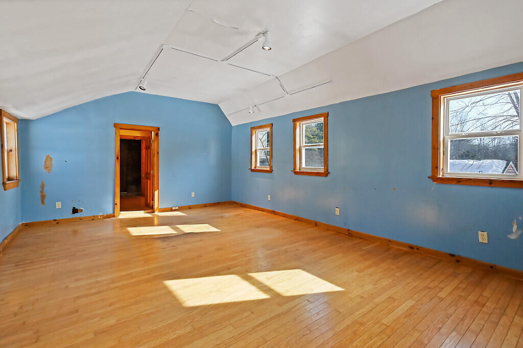 444 West Auburn Road Auburn, ME 04210 - Photo 43 of 64 124_BP5A0537_DxO_mls