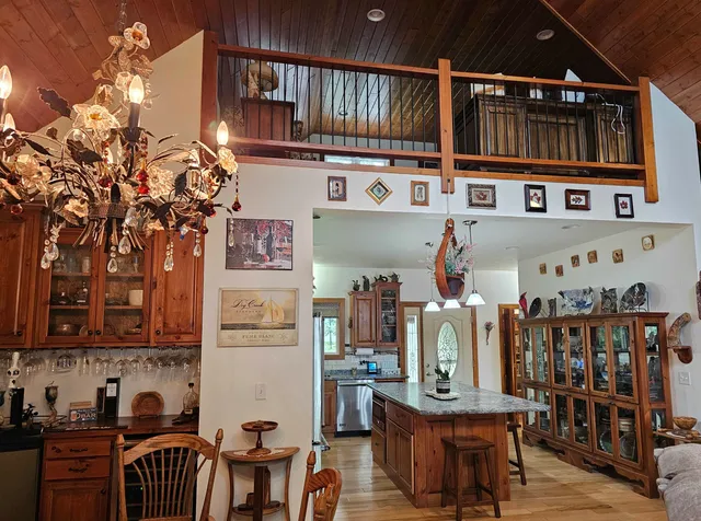 $624,900 | 150 Lake Shore Drive, Iola, WI 54945