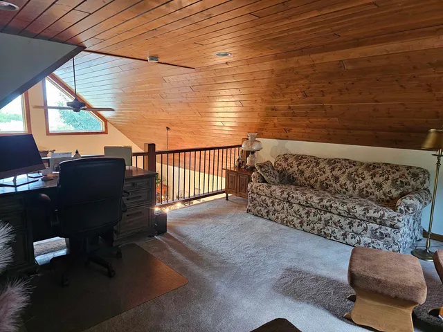 $624,900 | 150 Lake Shore Drive, Iola, WI 54945