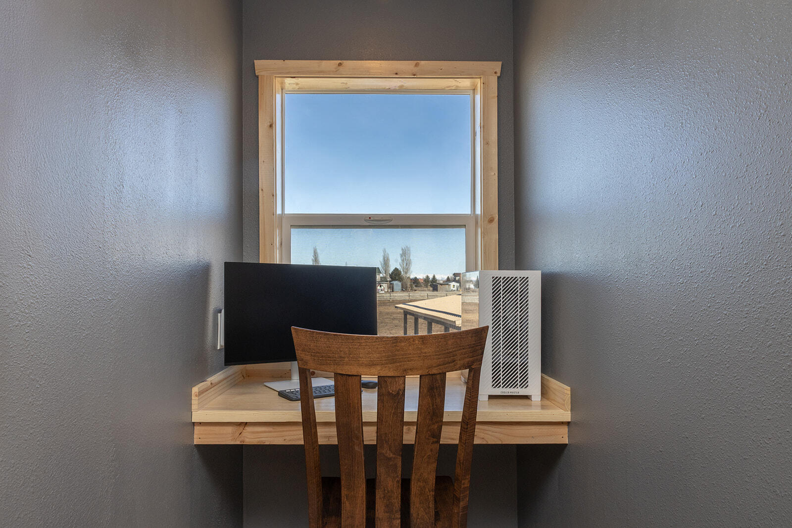187 Syringa Loop Shoshone, ID 83352 - Photo 29 of 51 Office Nook with Window