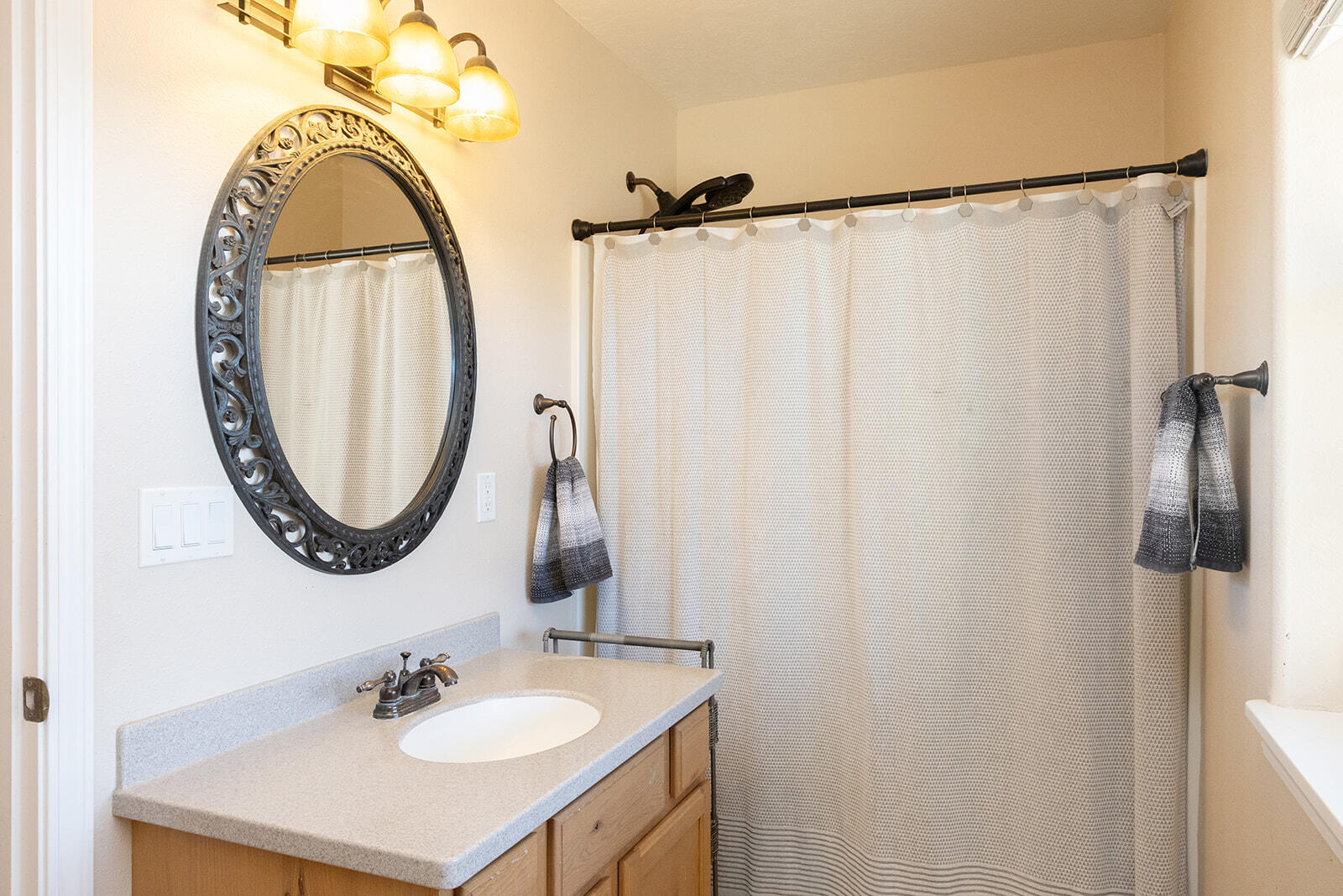 187 Syringa Loop Shoshone, ID 83352 - Photo 33 of 51 Downstairs bathroom