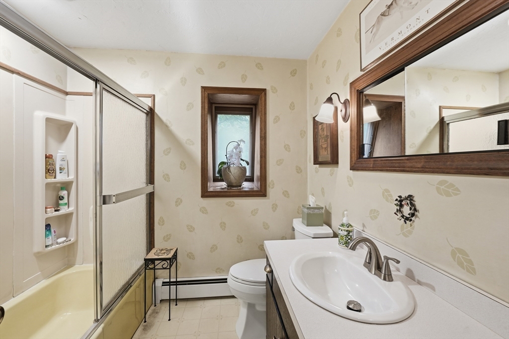 46 Prospect Street Rutland, MA 01543 - Photo 17 of 23