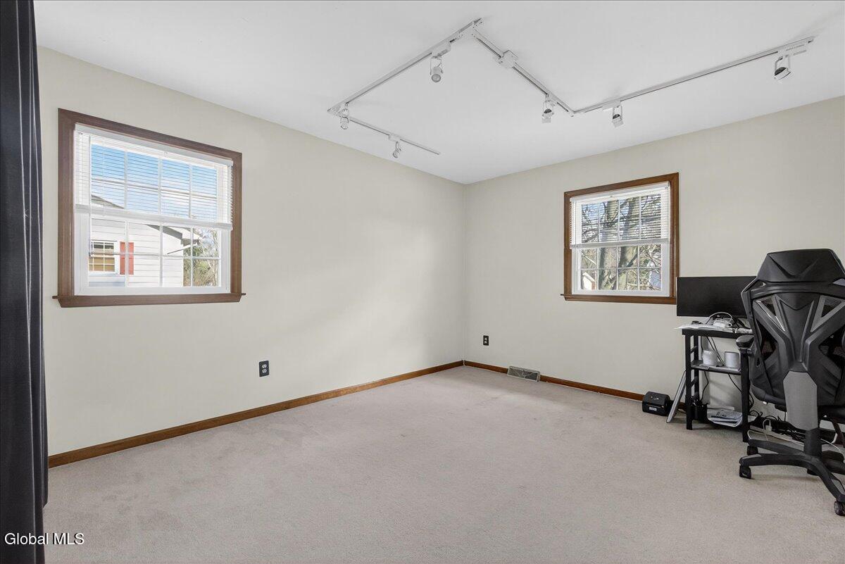 39 University Street Bethlehem, NY 12158 - Photo 21 of 27 40-39 University st-40