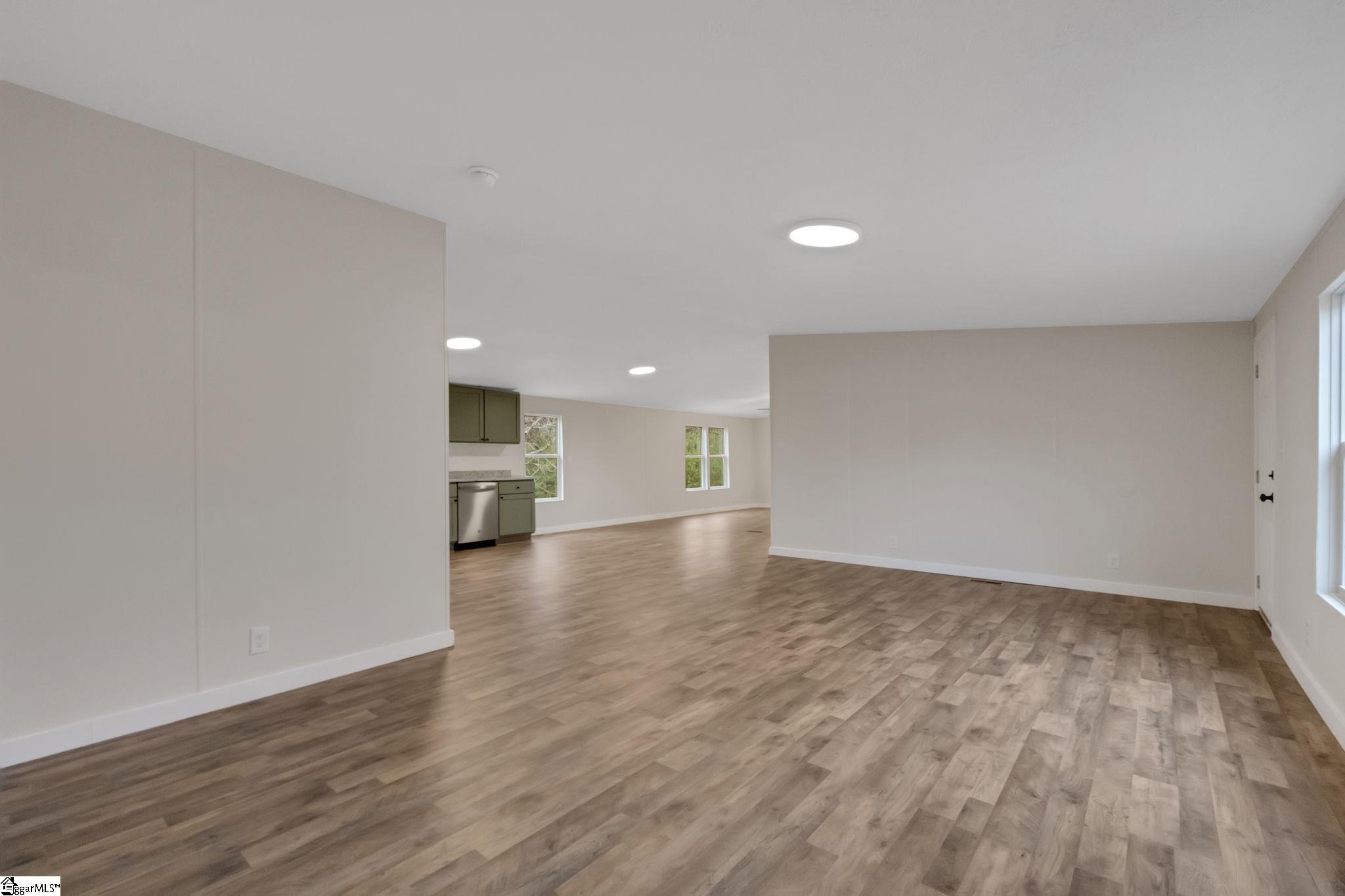 144 Milam Road Simpsonville, SC 29681 - Photo 9 of 45 Gallery Image 9