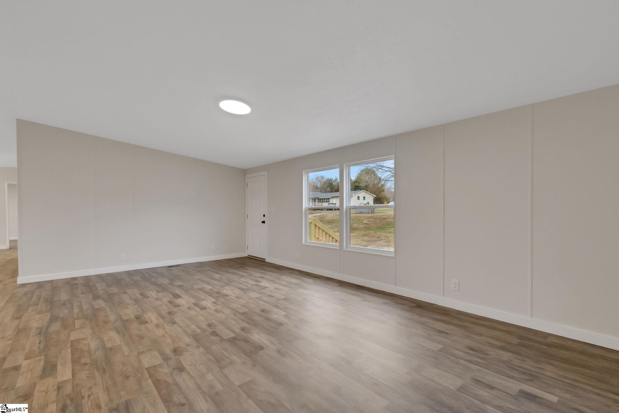 144 Milam Road Simpsonville, SC 29681 - Photo 10 of 45 Gallery Image 10