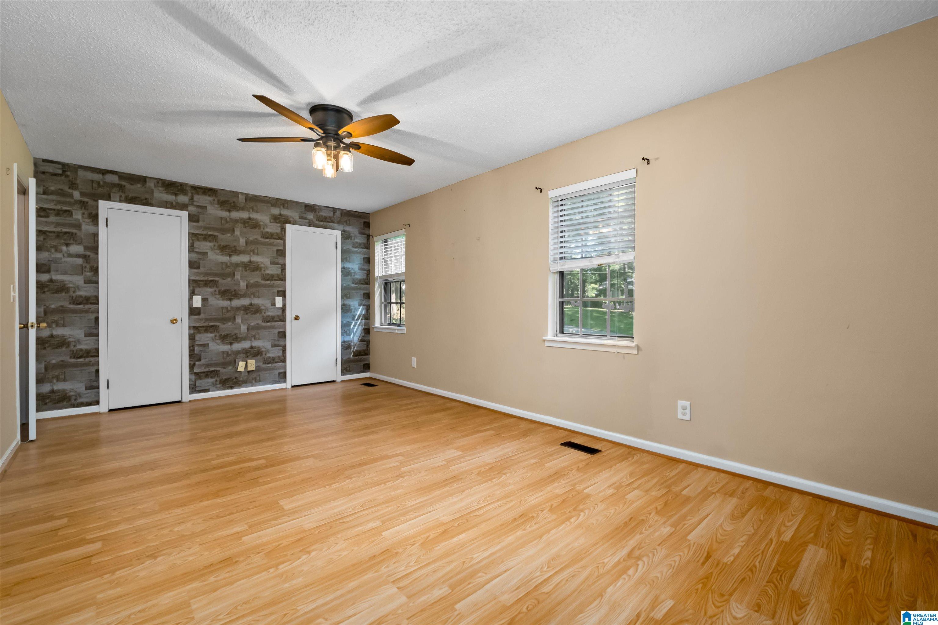 121 Hickory Street Alabaster, AL 35114 - Photo 18 of 41