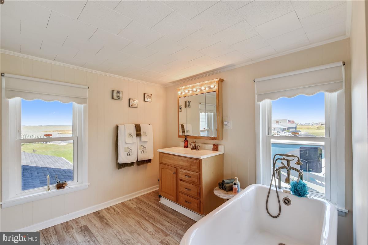 25764 Drum Point Road Westover, MD 21871 - Photo 21 of 29 15'11' Master Bathroom