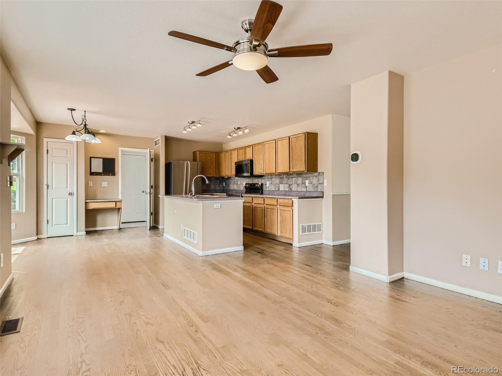 1301 Trail Ridge Road Longmont, CO 80504 - Photo 13 of 32 Gallery Image 13