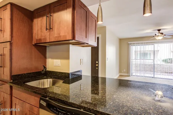 $1,175 | 4444 East Paradise Village Parkway North, Unit 123, Phoenix, AZ 85032
