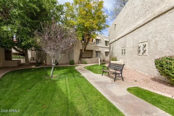 $1,175 | 4444 East Paradise Village Parkway North, Unit 123, Phoenix, AZ 85032
