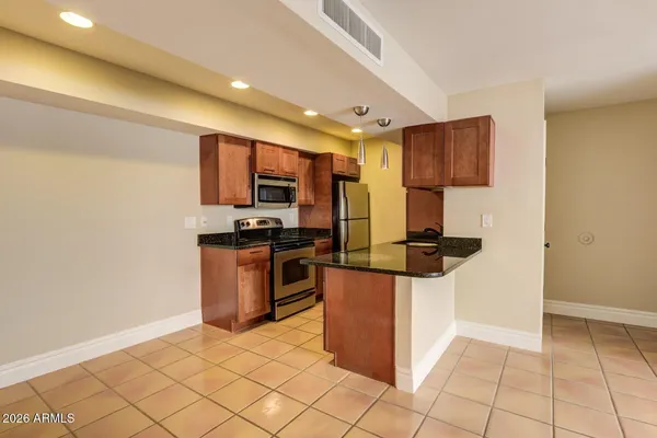 $1,175 | 4444 East Paradise Village Parkway North, Unit 123, Phoenix, AZ 85032