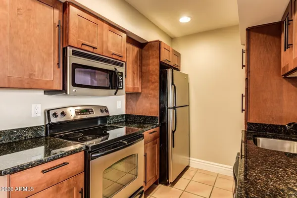 $1,175 | 4444 East Paradise Village Parkway North, Unit 123, Phoenix, AZ 85032