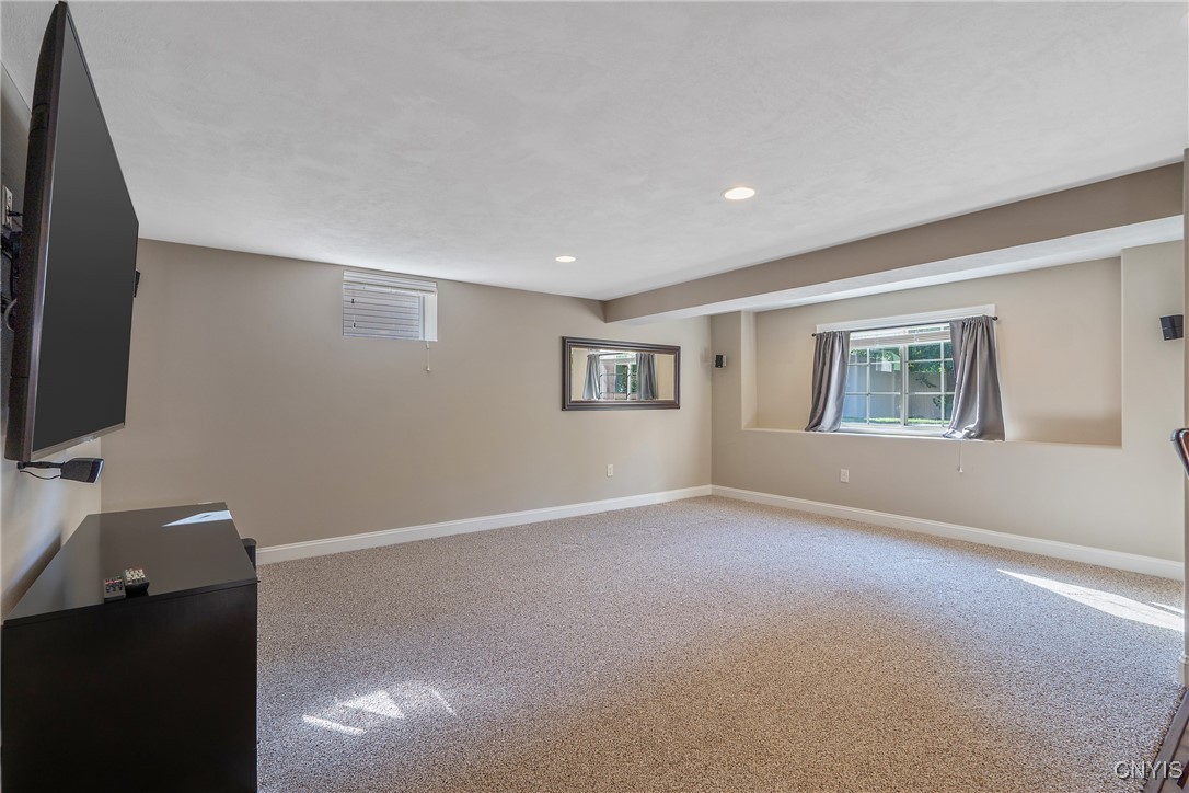 4972 Astilbe Path Clay, NY 13088 - Photo 37 of 46 Plenty of space to enjoy or entertain