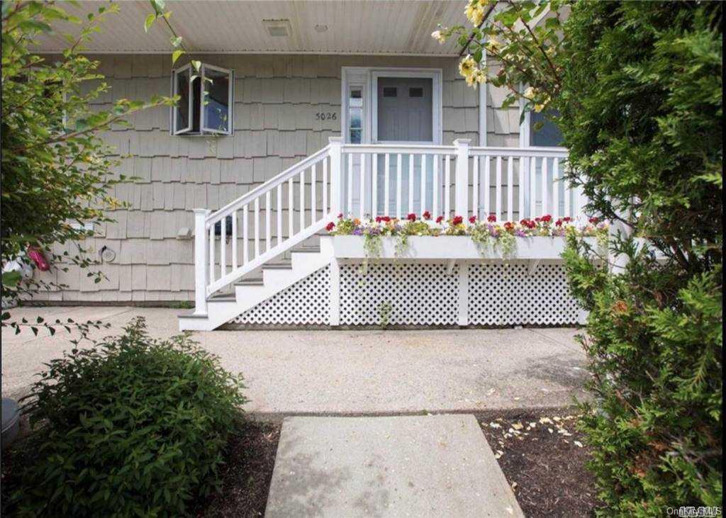 3026 Mitchell Road, Unit 26 Westhampton Beach, NY 11978 - Photo 1 of 1 Landings