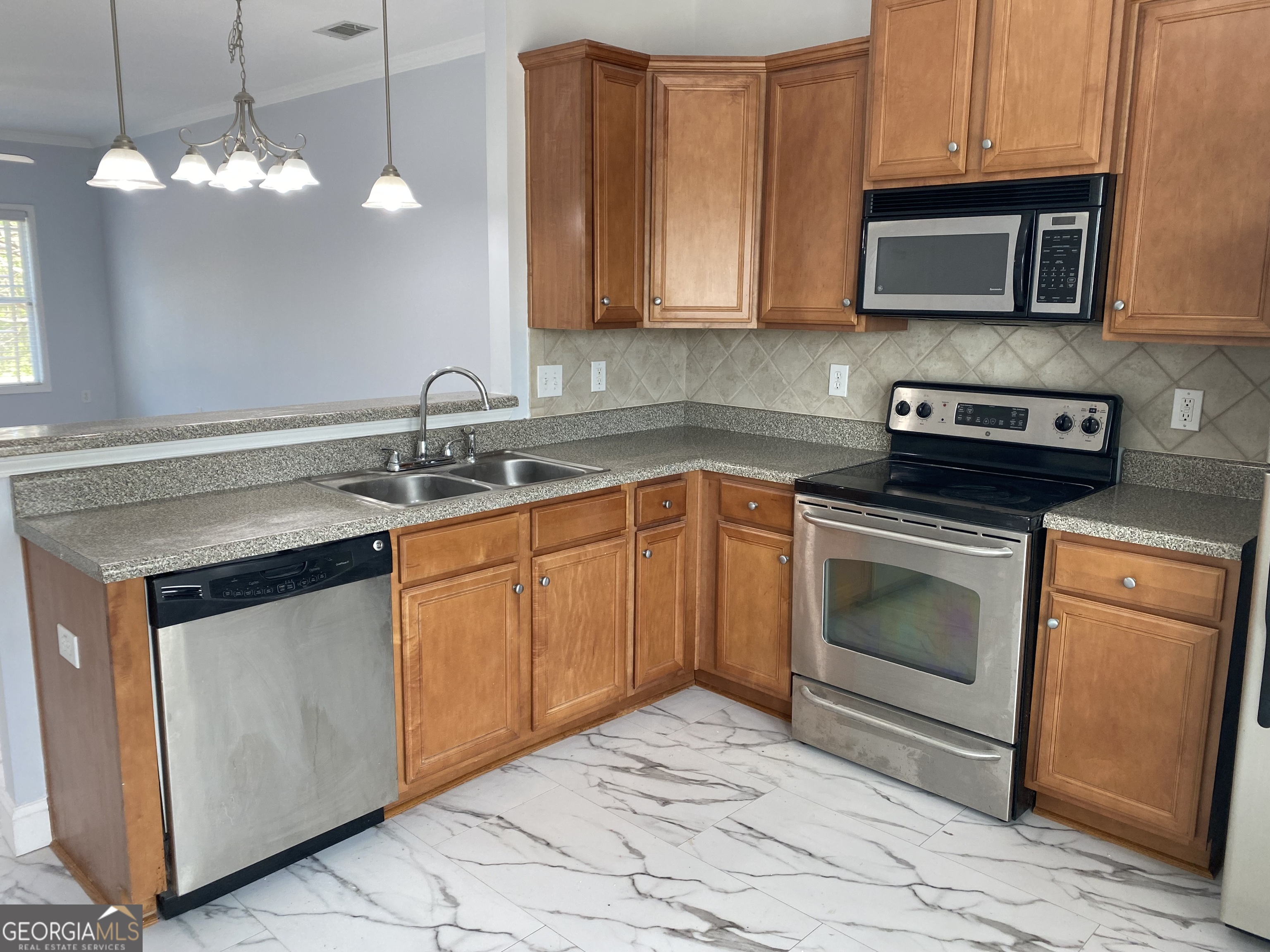 417 Whitehall Road Athens, GA 30605 - Photo 13 of 37