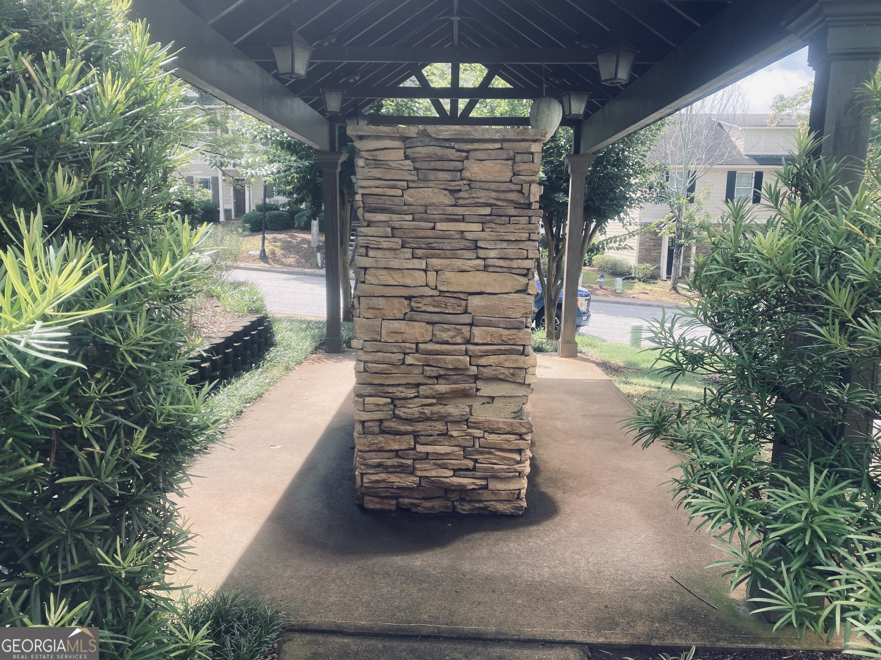 417 Whitehall Road Athens, GA 30605 - Photo 3 of 37