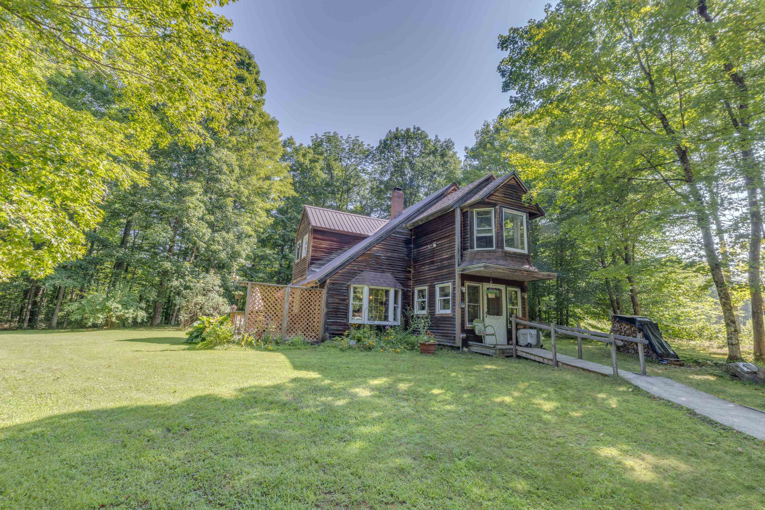 39 Squeaky Lane Campton, NH 03223 - Photo 1 of 40