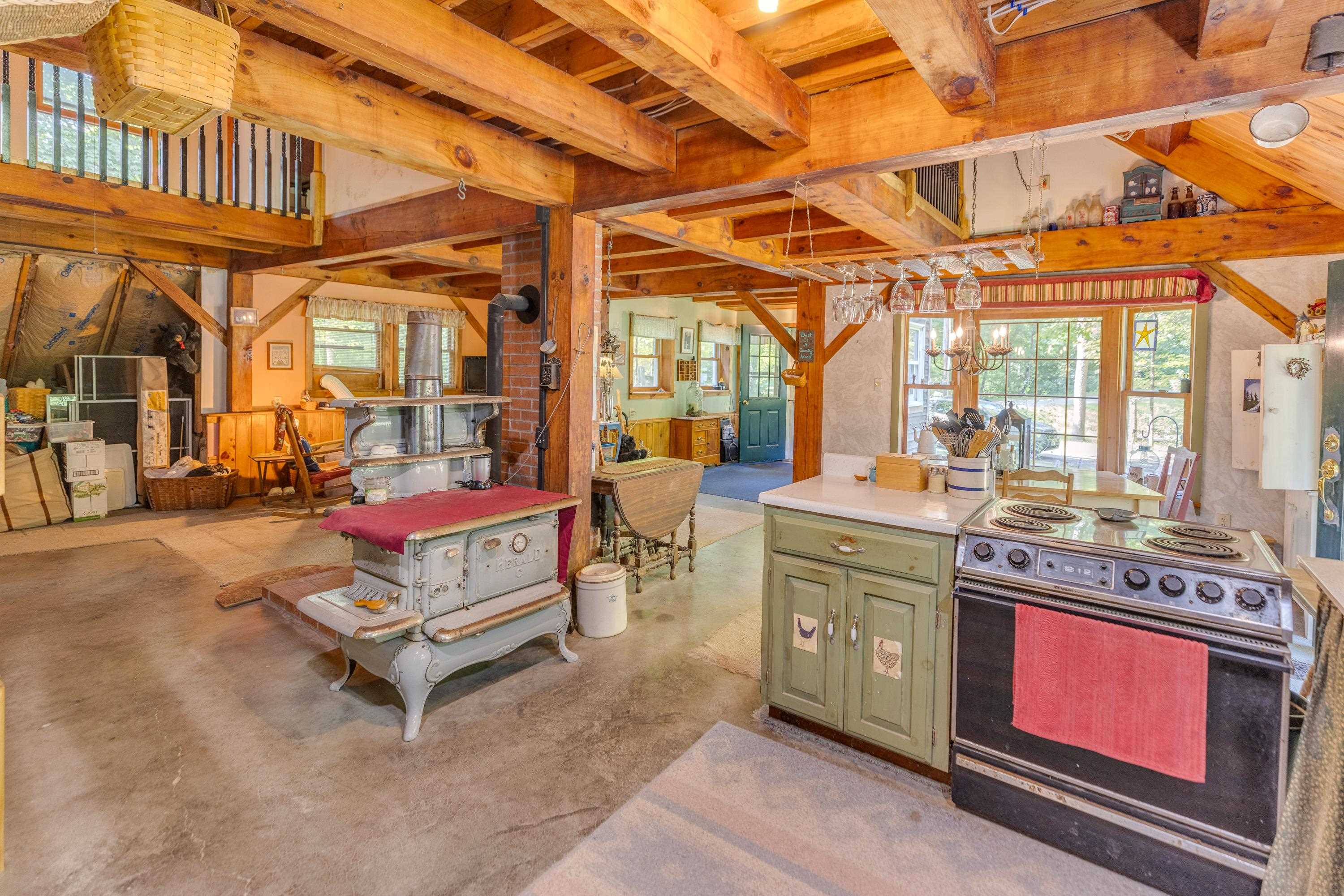 39 Squeaky Lane Campton, NH 03223 - Photo 12 of 40