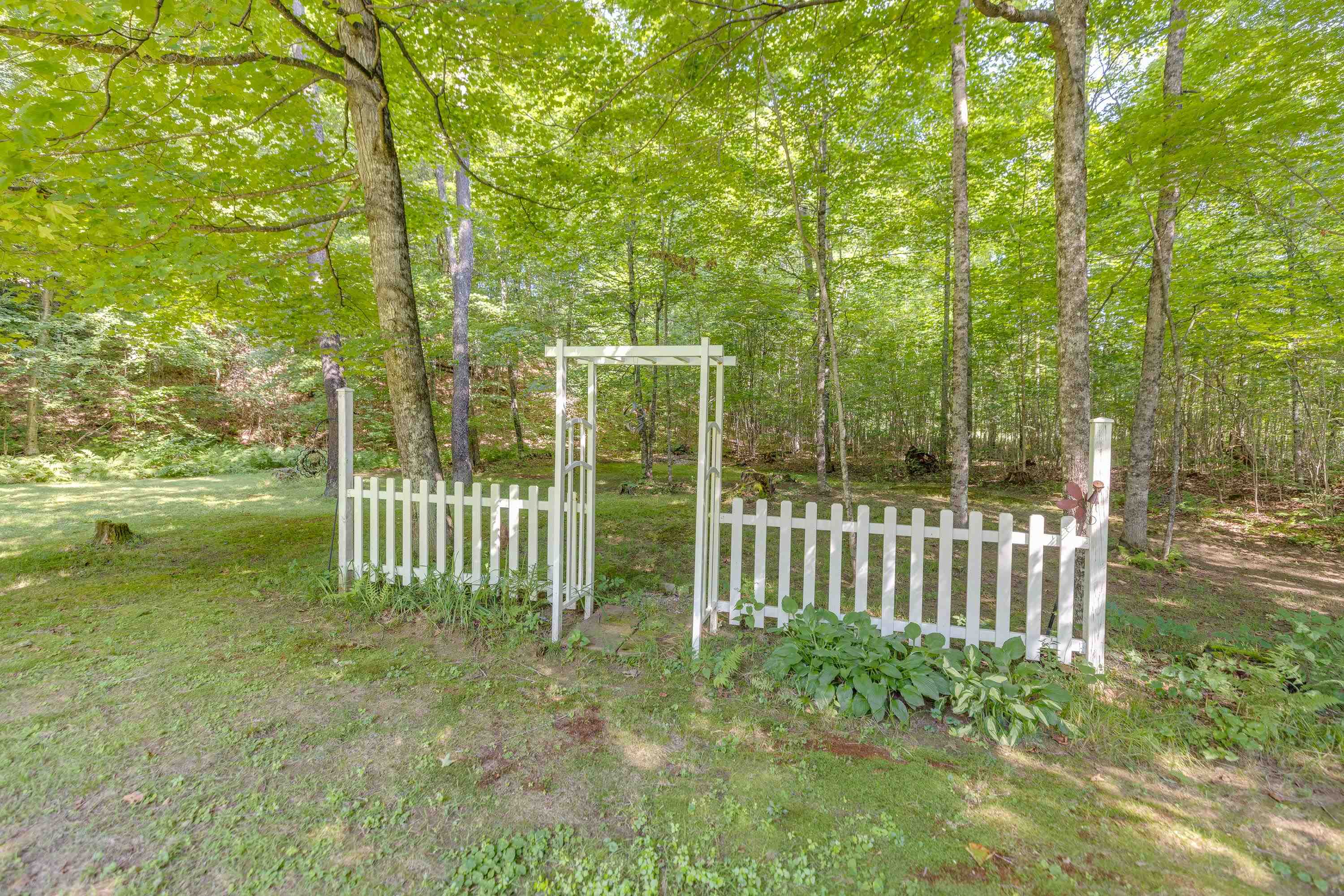 39 Squeaky Lane Campton, NH 03223 - Photo 31 of 40