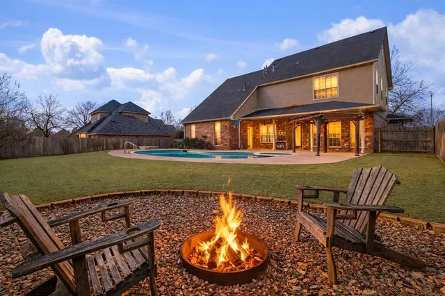 $459,900 | 512 Brookes Way, Reno, TX 75462