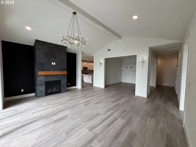 $675,000 | 812 Hawk Drive, Silverton, OR 97381