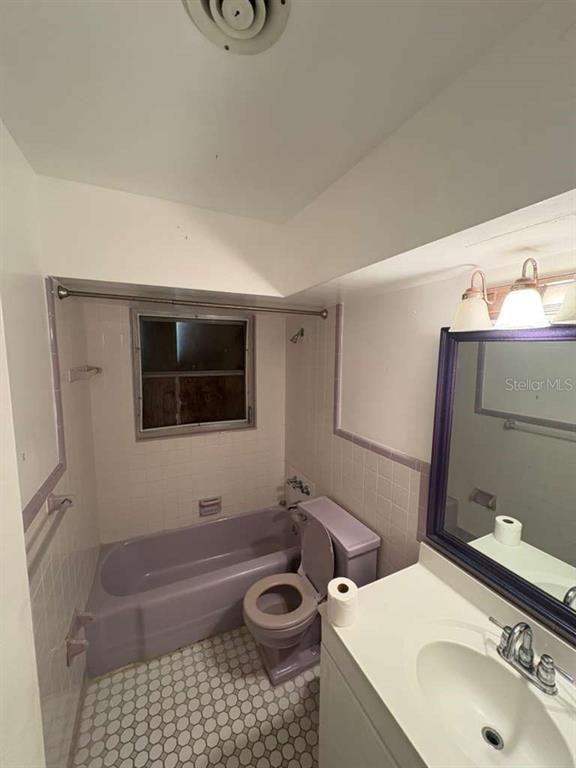 1799 Lake Circle Fort Pierce, FL 34945 - Photo 19 of 25