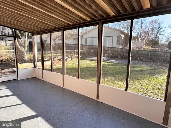 $3,200 | 6406 Wilcox Court, Alexandria, VA 22310