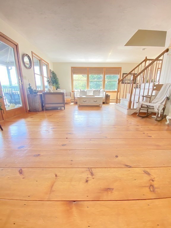 70 Uxbridge Road Mendon, MA 01756 - Photo 15 of 42