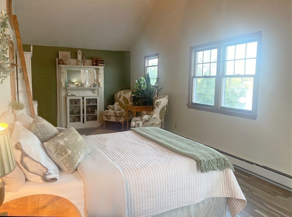 70 Uxbridge Road Mendon, MA 01756 - Photo 21 of 42