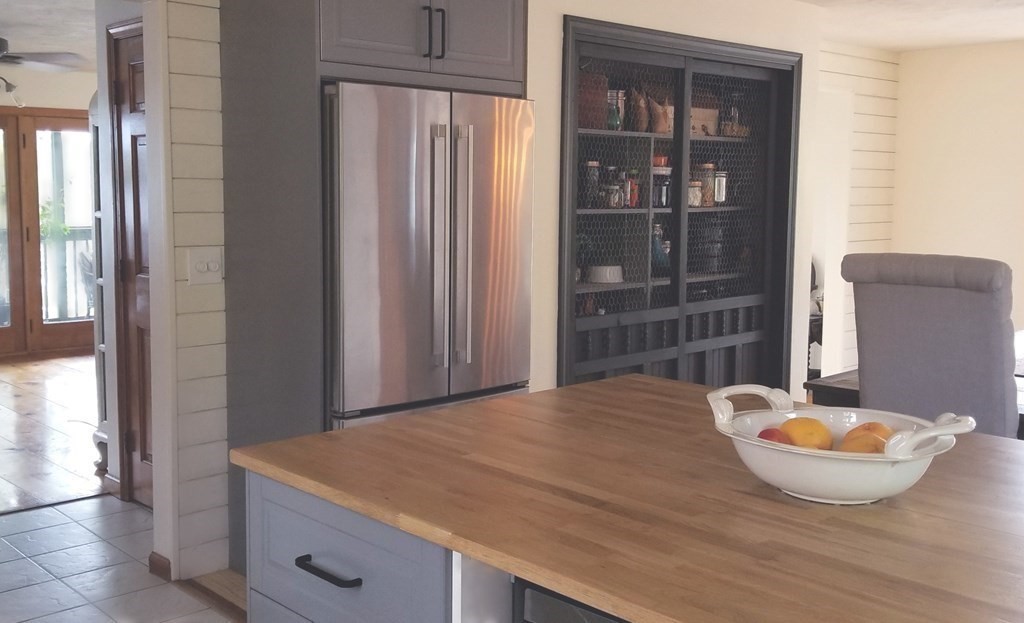 70 Uxbridge Road Mendon, MA 01756 - Photo 9 of 42