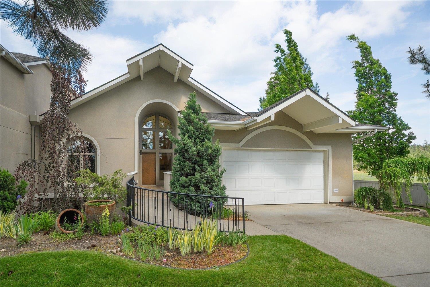 1821 South Viewcrest Lane Spokane, WA 99212 - Photo 1 of 50