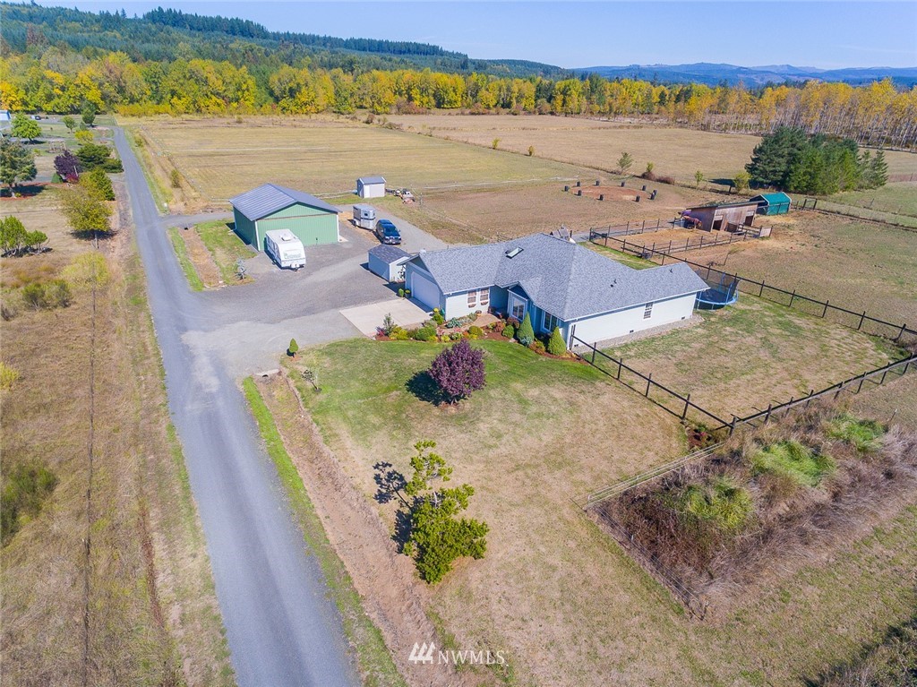 112 Faun Rae Lane Chehalis, WA 98532 - Photo 2 of 25