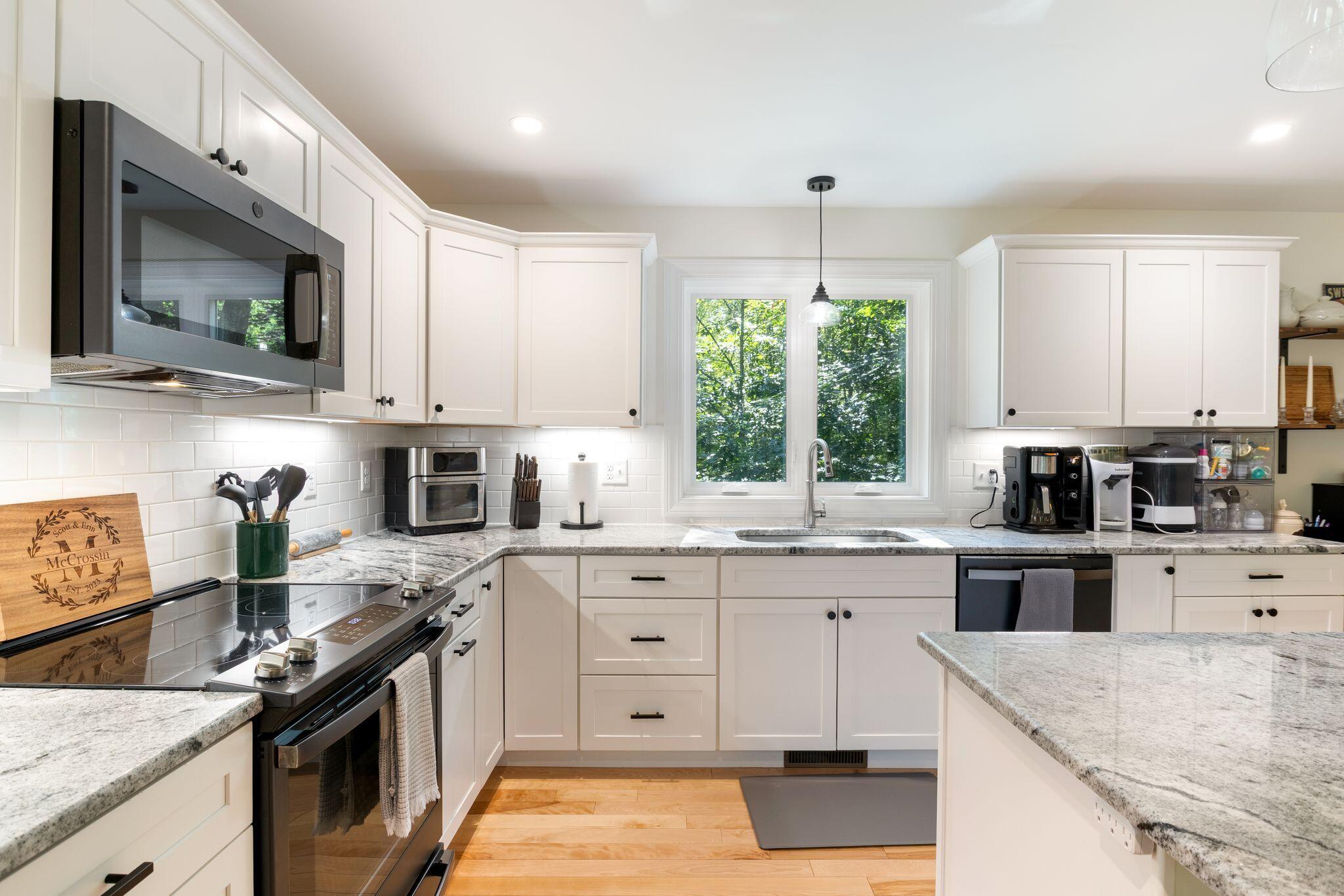 96 Little River Road Berwick, ME 03901 - Photo 7 of 53 Kitchen