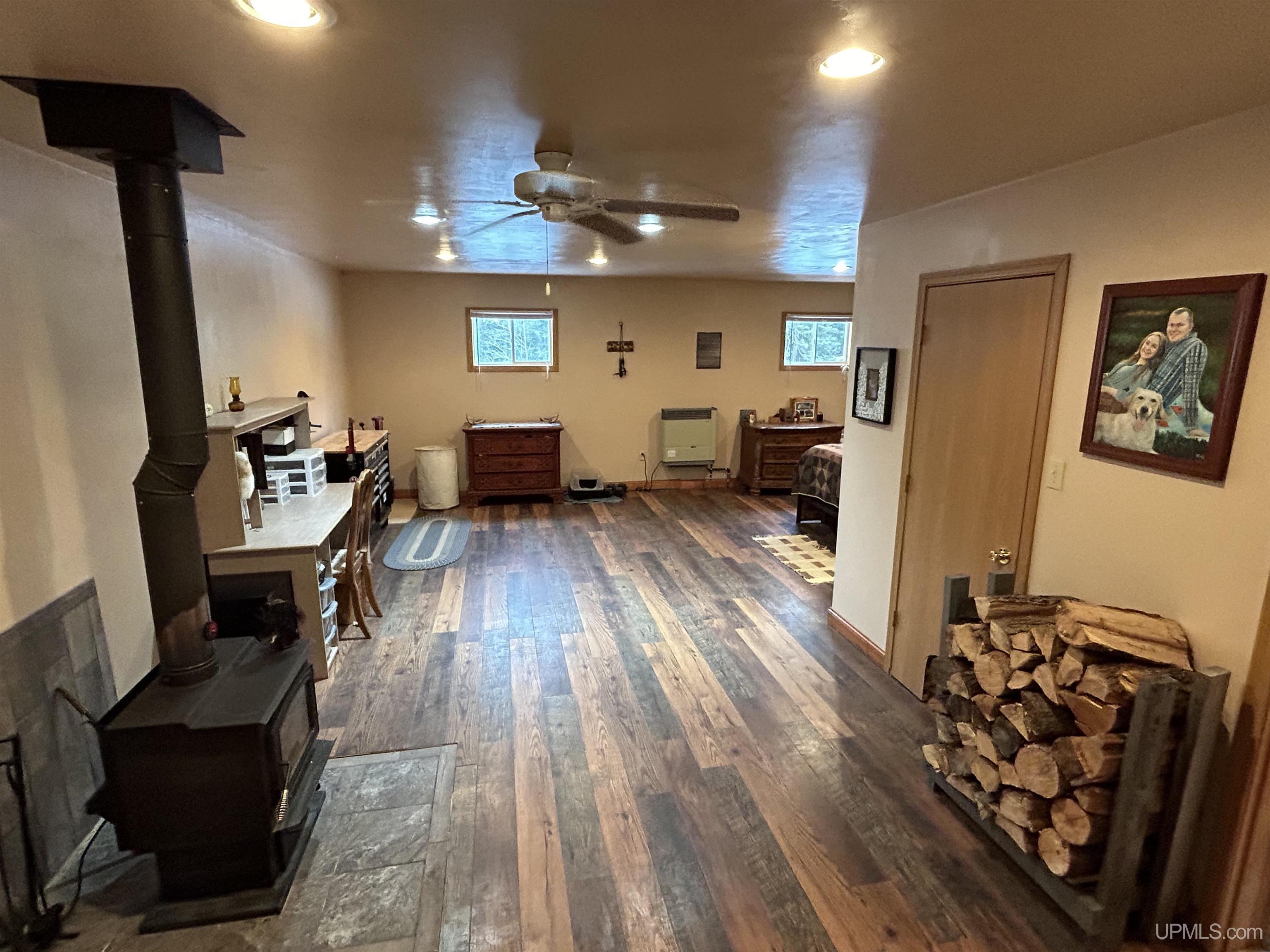 4620 County Rd Cove Champion, MI 49814 - Photo 7 of 32