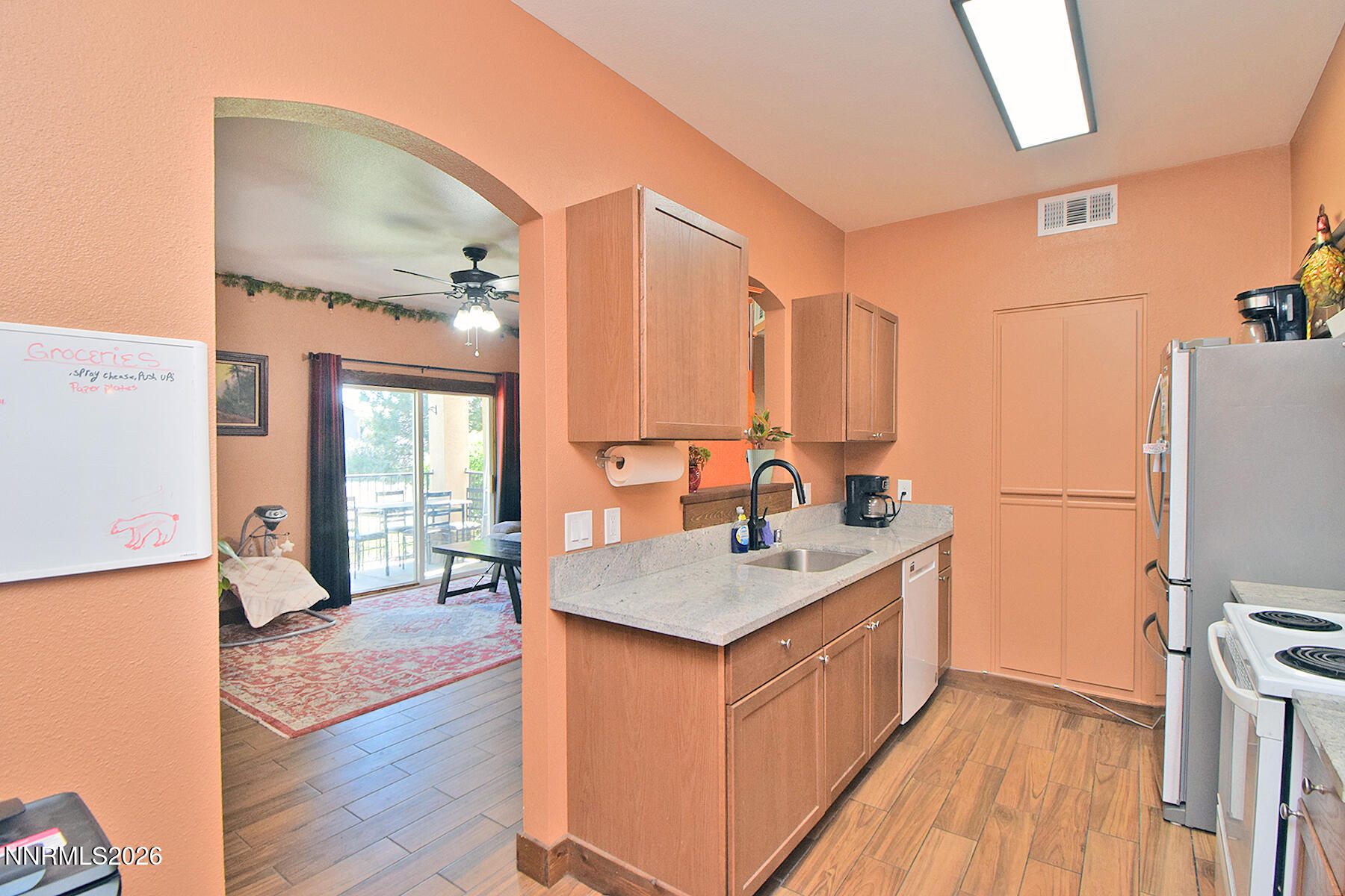 6850 Sharlands Avenue Reno, NV 89523 - Photo 10 of 20 aDSC_0508