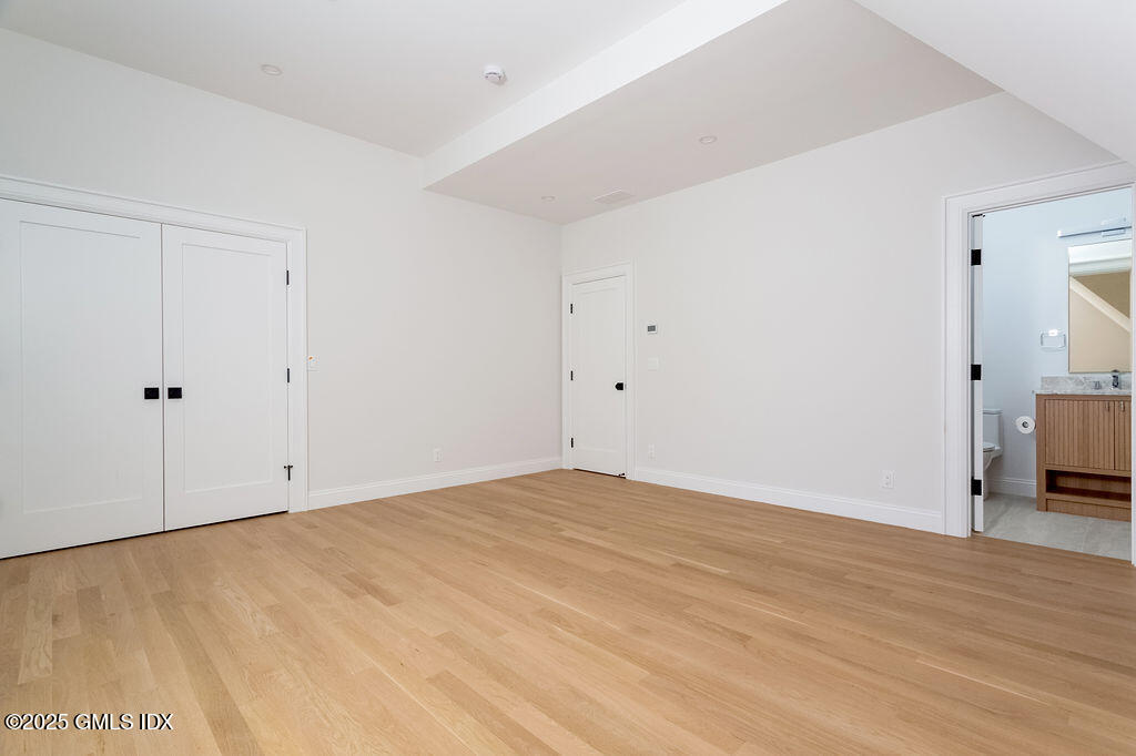 6 Dorchester Lane Riverside, CT 06878 - Photo 30 of 54 _Dorchester_051
