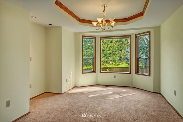 $725,500 | 24337 Southeast 43rd Place, Sammamish, WA 98029