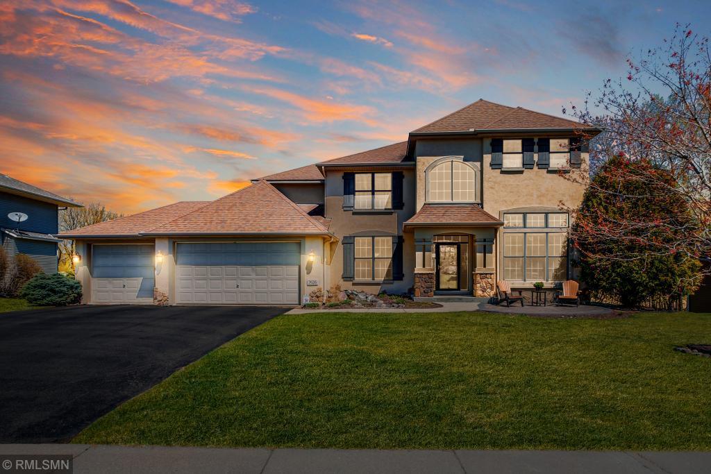 7626 Ridgeview Way Chanhassen, MN 55317 - Photo 1 of 23